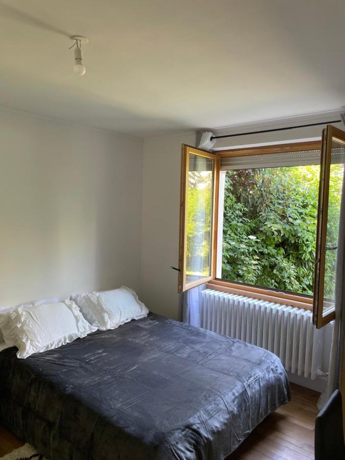 Chambre Privee Vue Sur Le Jardin Proche Centre Ville Besancon Exterior photo
