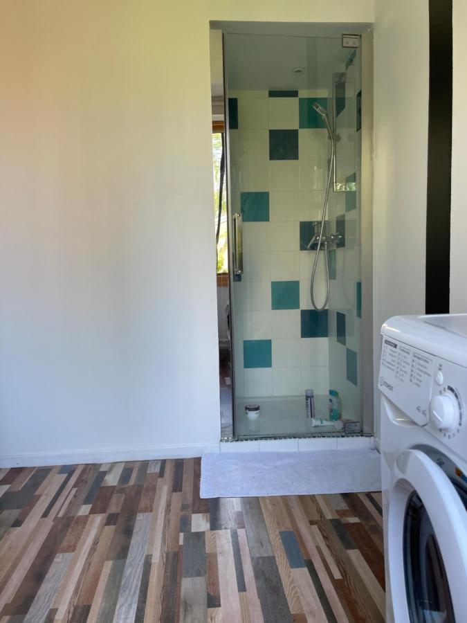 Chambre Privee Vue Sur Le Jardin Proche Centre Ville Besancon Exterior photo